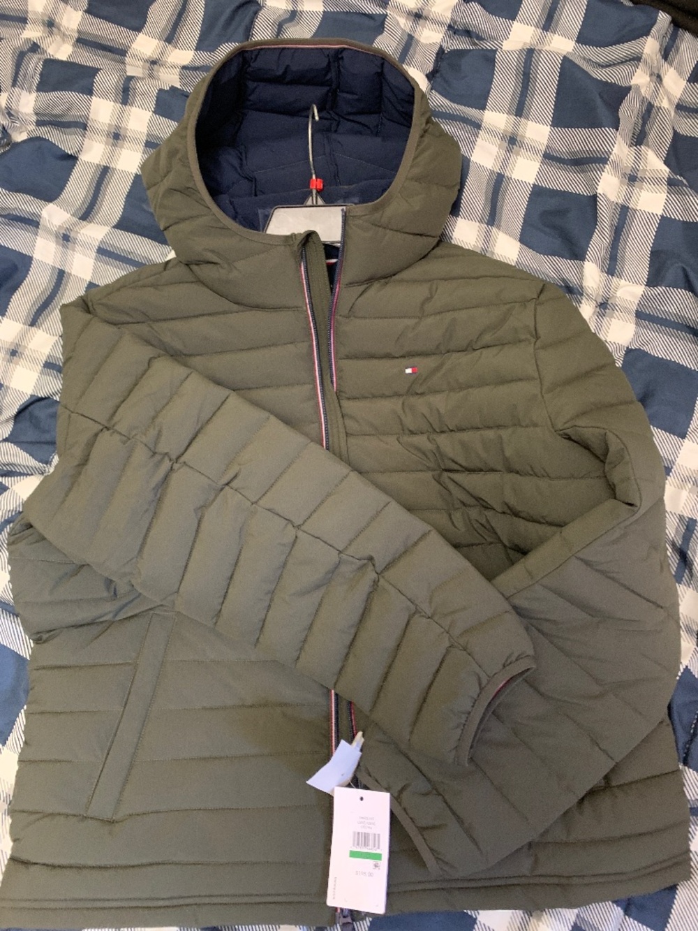 Tommy hill figure puff jacket